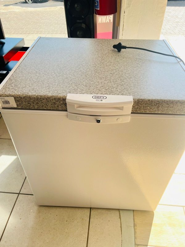 DEFY DMF470 210L CHEST FREEZER - Image 3