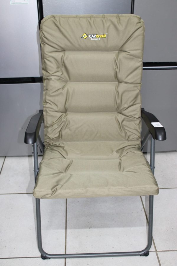 OZTRAIL COOLUM 5 PADDED CHAIR
