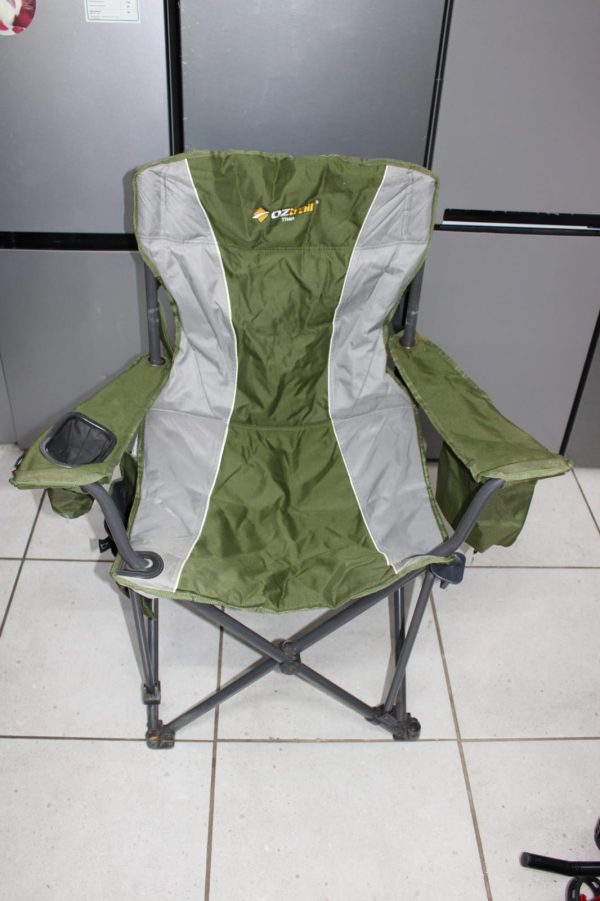 OZTRAIL TITAN ARM CHAMPIMH CHAIR 250KG -GREEN - Image 4