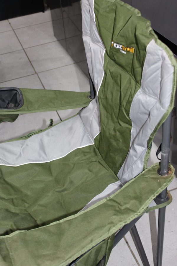 OZTRAIL TITAN ARM CHAMPIMH CHAIR 250KG -GREEN - Image 2