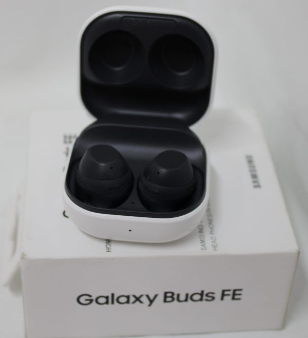 Samsung Galaxy Buds Fe Graphite - Image 3
