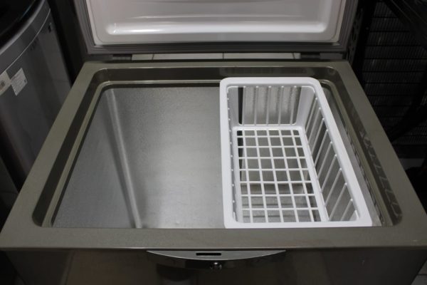 DEFY DMF513 CHEST FREEZER - Image 3