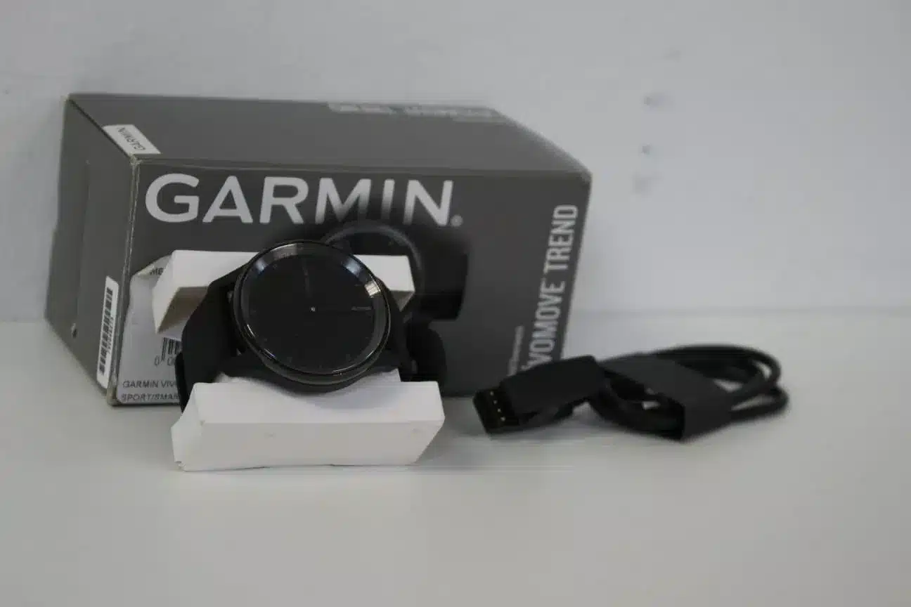 Garmin Vivomove Trend Smartwatch