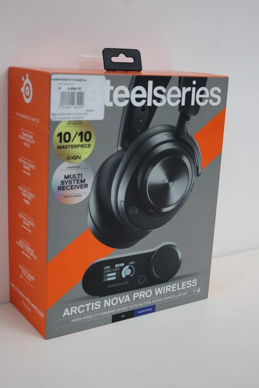 SteelSeries Arctis Nova Pro Wireless