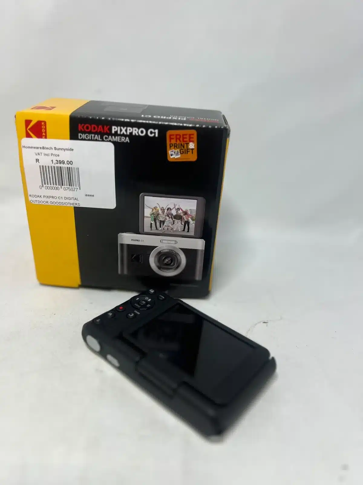 Kodak Pixpro C1 Digital camera - Image 2