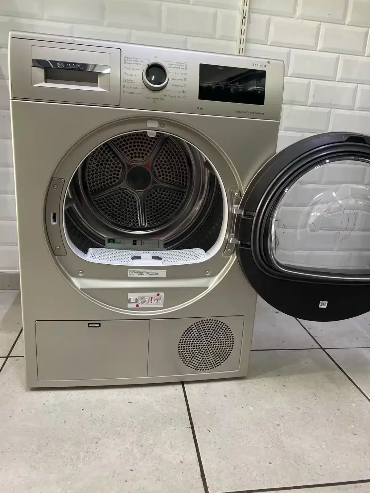 Bosch - 8kg Condenser Tumble Dryer - Serie 4 - Silver Inox - Image 3