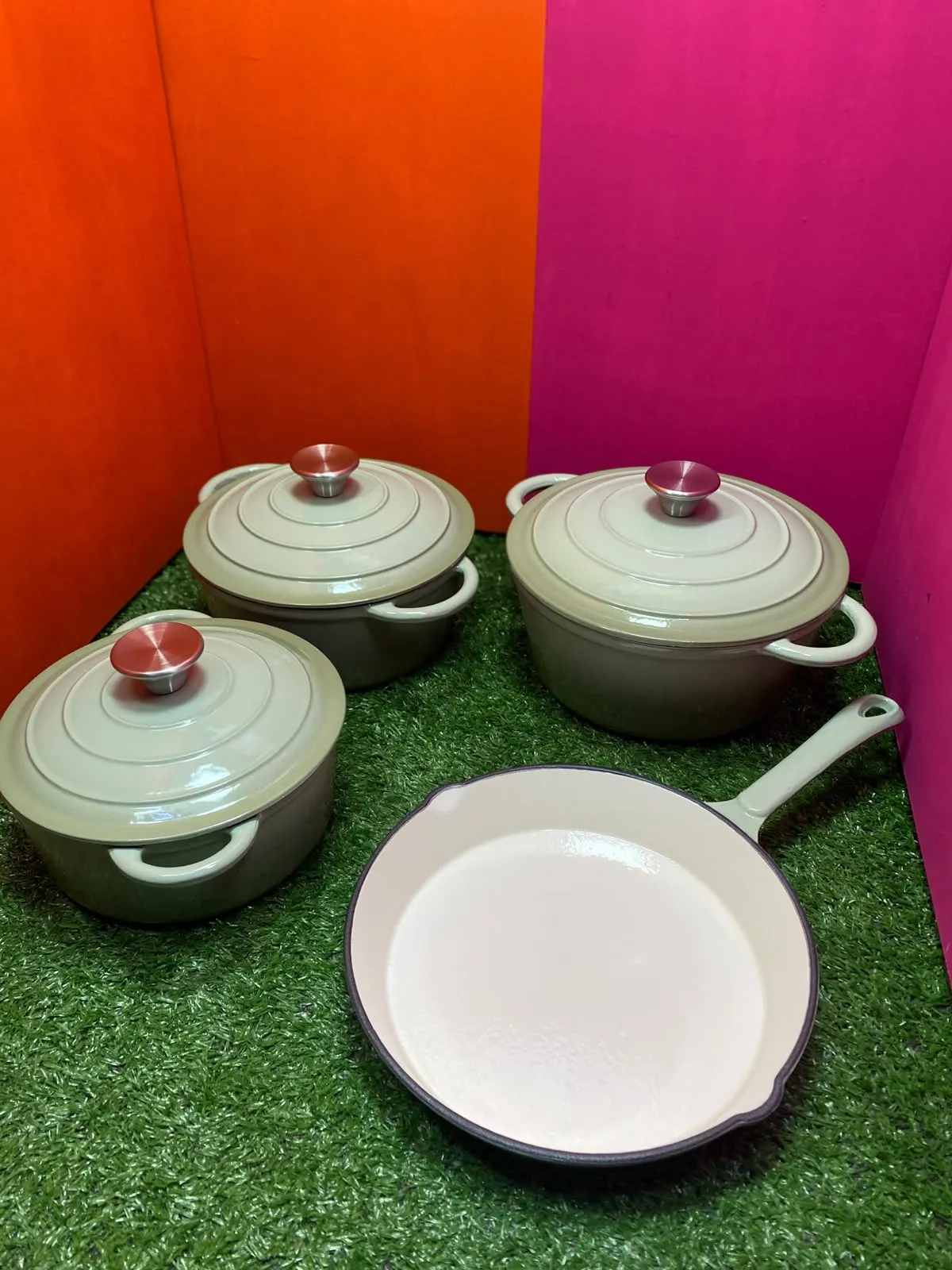 7 Piece Black Authentic Cast Iron Cookware Set - Image 4