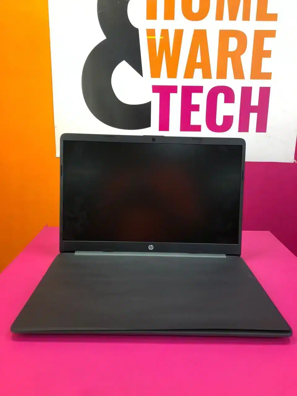 HP 250 G9 -N4500 256GB SSD 8GB RAM 15.6-inch FHD Laptop