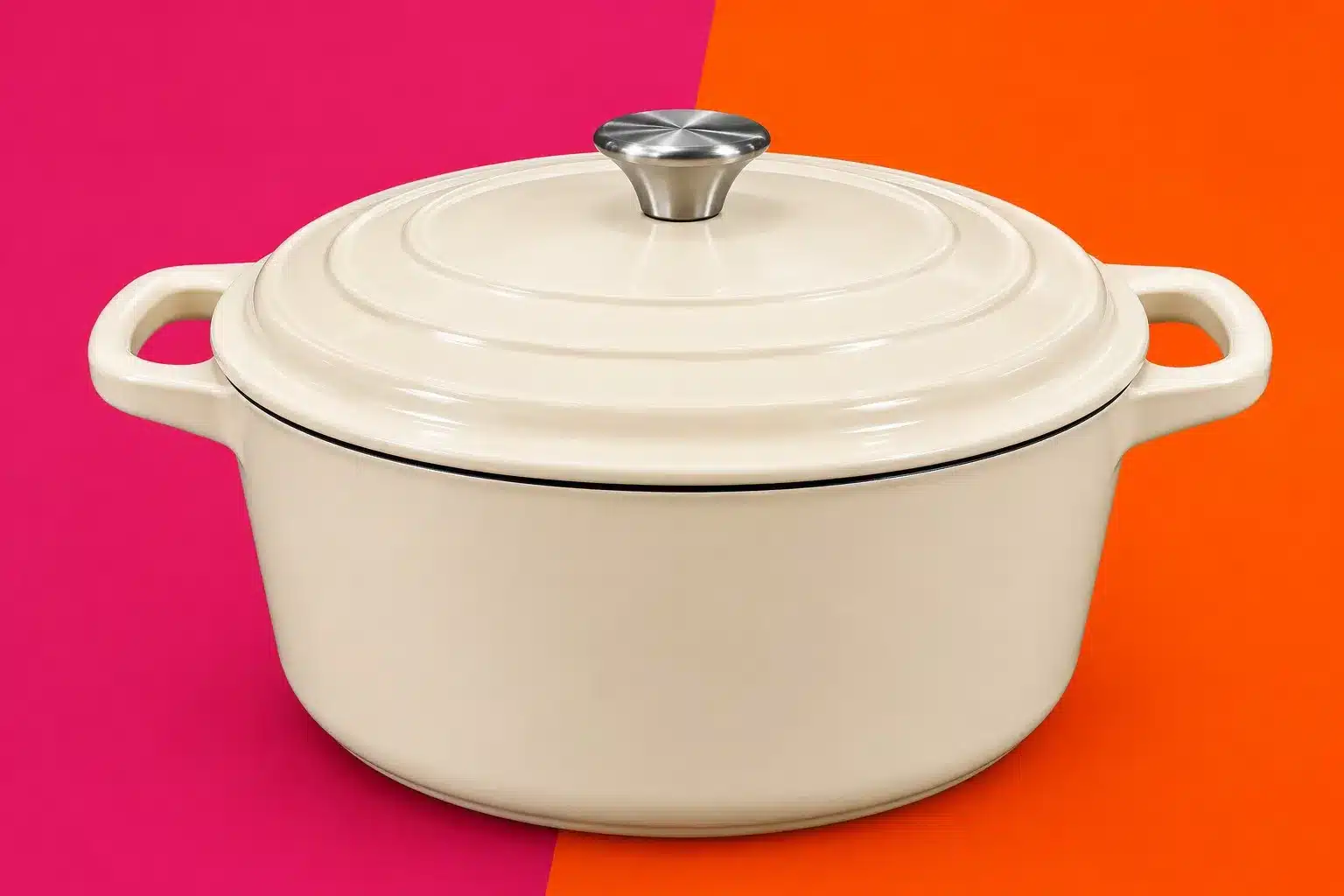 Classic Oval Large Signature Design Cast Iron Casserole Pot